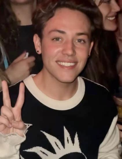 Picture Of Ethan Cutkosky In General Pictures Ethan Cutkosky 1646019223  Teen Idols 4 You