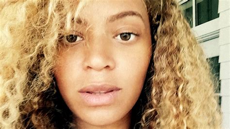 Flawless Beyonce Shares Makeup Free Selfie From Bikini Clad Vacation Entertainment Tonight