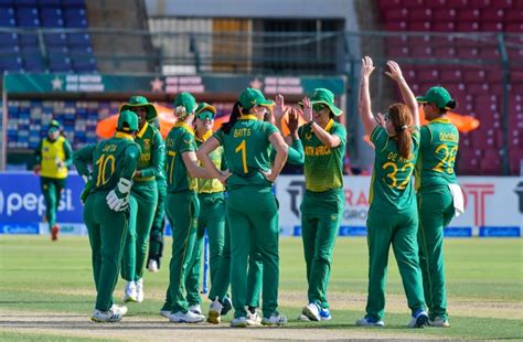 Pakw Vs Saw Dominant South Africa Thrash Pakistan To Seal Odi Series