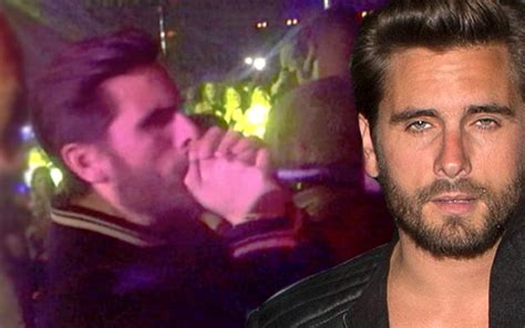 Off The Wagon! Scott Disick Quits Outpatient Rehab