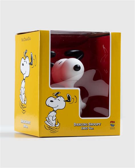 Medicom Vcd Hopping Snoopy 1965 Version White Highsnobiety Shop