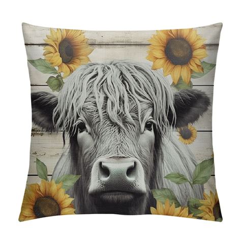 Gotuvs Highland Cow Decorative Pillow Coverwith Sunflowers Cattle