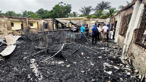 Una Estudiante Caus El Incendio Que Mat A J Venes En Guyana Tras