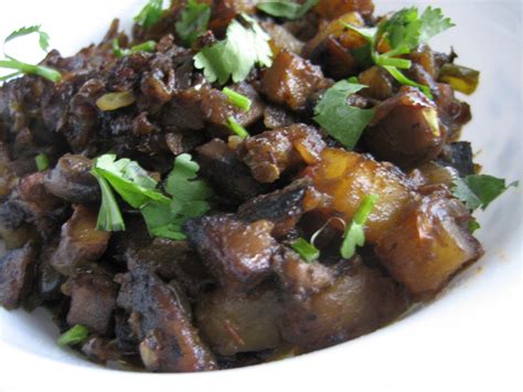 Potato Mushroom Curry — Spiceindiaonline