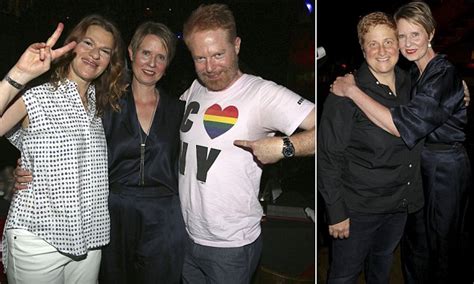 Former Sex And The City S Cynthia Nixon Holds Ny Campaign Fundraiser Daily Mail Online