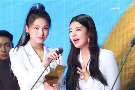 Boom Clap On Twitter Boom Clap Itzy G Idol