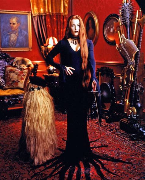 25 Best Morticia Cosplay Images On Pholder Cosplaygirls Cosplaybabes