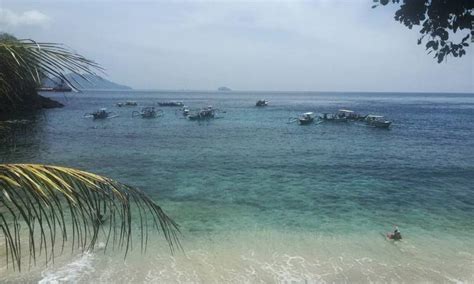 Blue Lagoon Beach Pantai Eksotis Tersembunyi Di Karangasem Bali De Bali