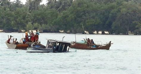 Kapal Tenggelam Di Perairan Pulau Selingsing Sijori Kepri Sumber