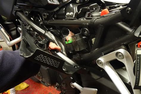 How to fit motorcycle USB port and phone cradle
