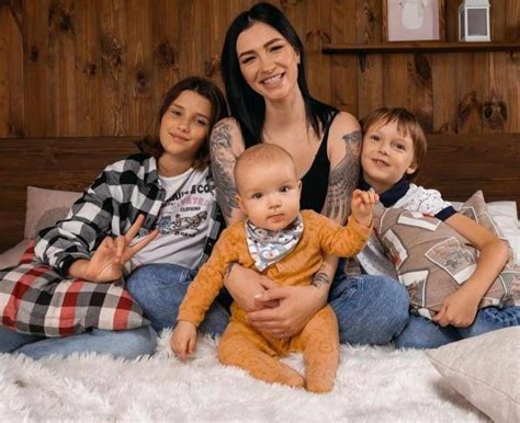 Стала верной женой и любящей многодетной мамой. Как сложилась судьба ...