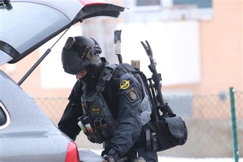 17 Best U Mangoo6969 Images On Pholder Policeporn Military Porn And Protect And Serve