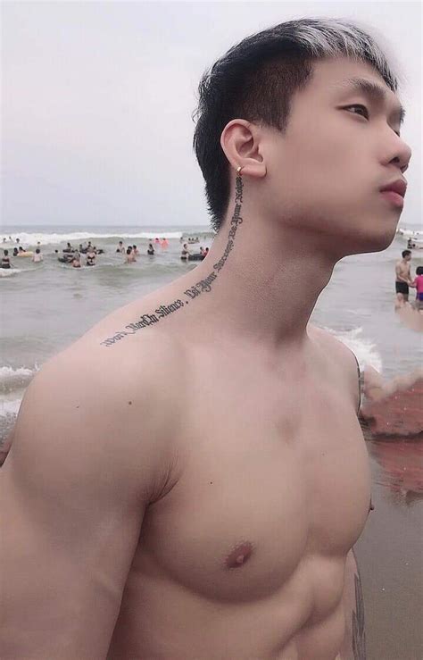 Nude 10 Photo 1 BoyFriendTV