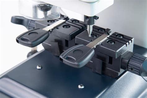 how much does it cost to cut a key