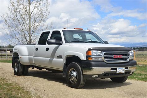 10k Mile 2002 Gmc Sierra 3500 Slt Crew Cab Duramax Dually 4x4 For Sale On Bat Auctions Sold