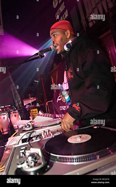 T3 Slum Village Hip Hop Dj Adult Hi Res Stock Photography And Images