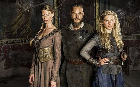 Vikings Aslaug Alyssa Sutherland Woman Lagertha Actress