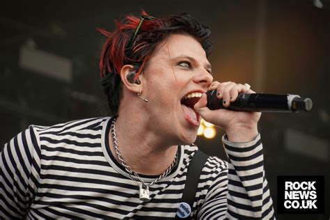 Yungblud Photo Gallery