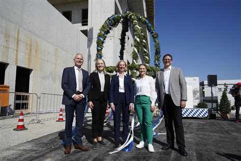 Richtfest F R Den Neubau Der Strahlenklinik Am Universit Tsklinikum