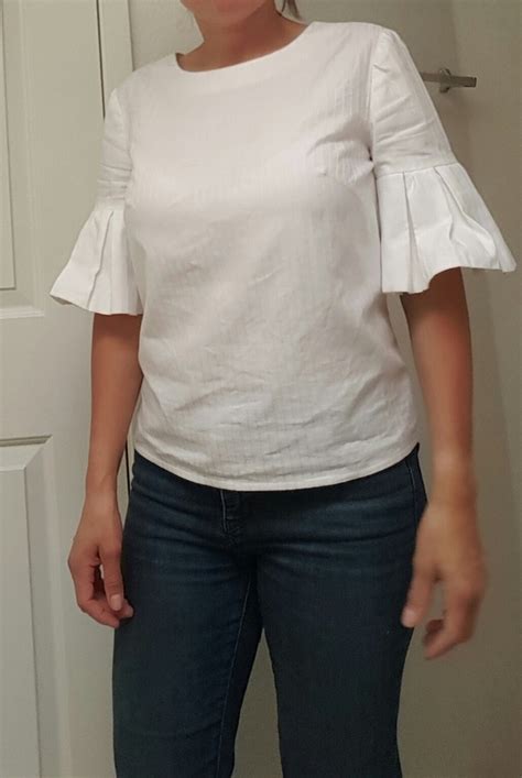 McCall S Misses Tops With Trumpet Tulip Pleated Or Bubble Sleeves