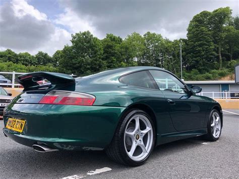 Rainforest Green Metallic Porsche Colors