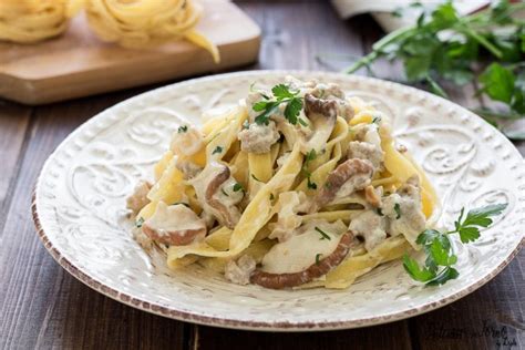 Ricetta TAGLIATELLE ALLA BOSCAIOLA Ricetta Primo Facile E Gustoso