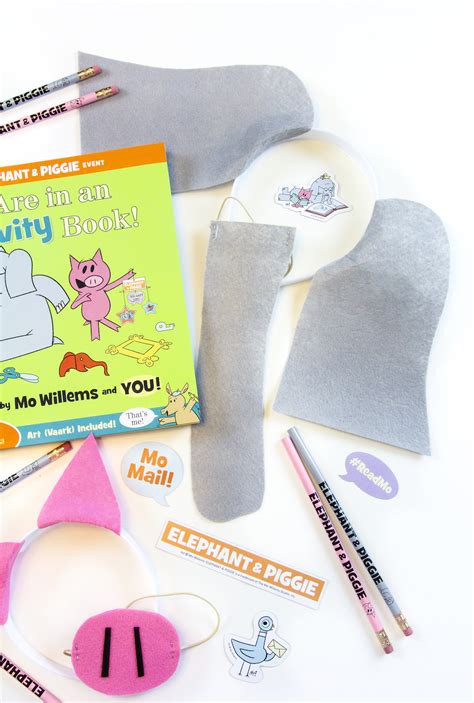 DIY Mo Willems Elephant & Piggie Costumes! ⋆ Brite and Bubbly