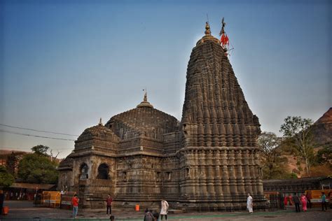 Trimbakeshwar Temple: Nashiks Sacred Jyotirlinga