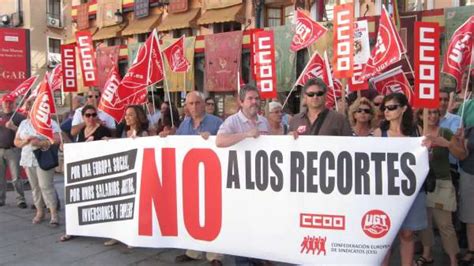 Un Millar De Delegados Sindicales De Ccoo Y Ugt Se Concentra En C Lm