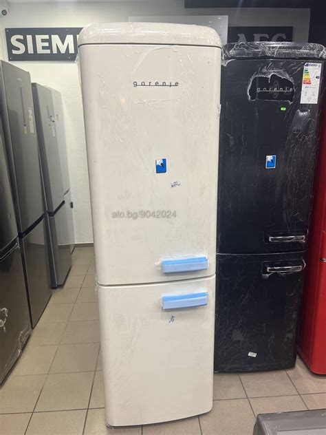 Ретро хладилник Gorenje A+++, цвят крем Хладилник Gorenje Друг цвят ...