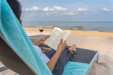 Woman Reading On Tropical Beach Stock Image Image Of Girl Beauty