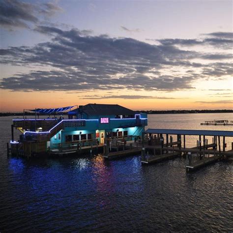 16 must see waterfront restaurants – Artofit