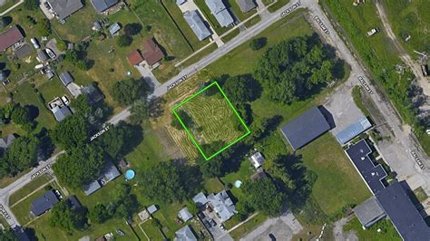 Residential Property Three Blocks From The Saginaw River 0 27 Acres