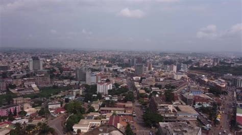 915 Villes Du Cameroun Stock Video Footage - 4K and HD Video Clips | Shutterstock