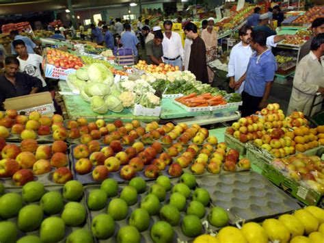 Al Aweer Fruit And Vegetable Market In Dubai