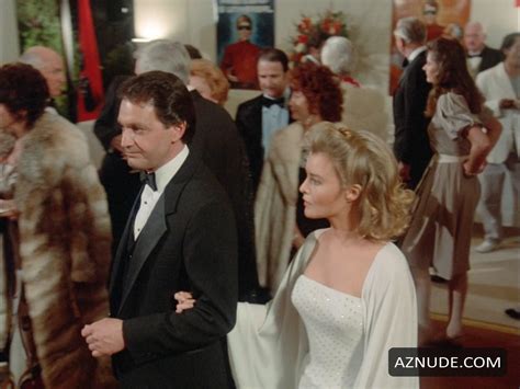 FAYE GRANT Nude AZNude