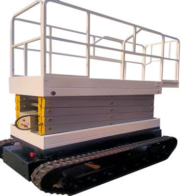 Special Crawler Scissor Lift For Rugged Mountain Road Self Propelled