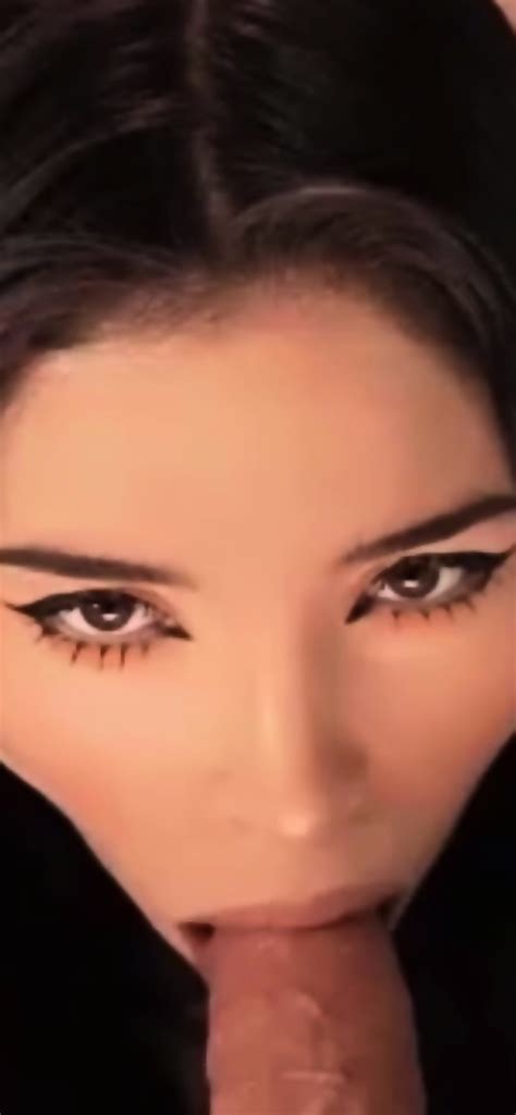 Lau Webcam Dildo Blowjob Nice