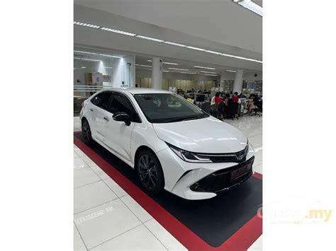 New 2023 Toyota Corolla Altis 1.8 GR Sport Sedan - Carlist.my