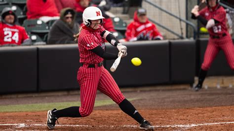 Billie Andrews Breaks The Nebraska Softball All Time Home Run Record University Of Nebraska