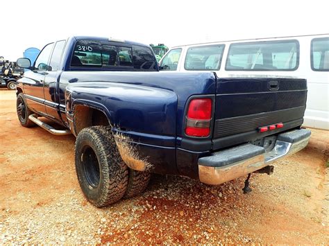 2000 Dodge 3500 Dually Vinsn1b7mc3369yj140550 Ext Cab Cummins