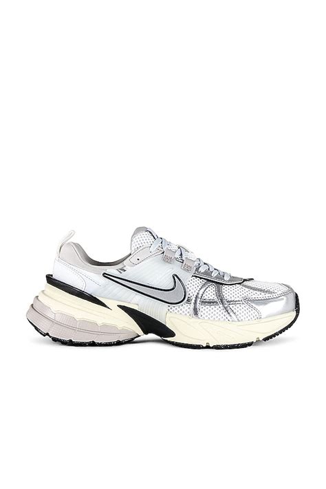 Nike V K Run Sneaker In Summit White Metallic Silver Revolve