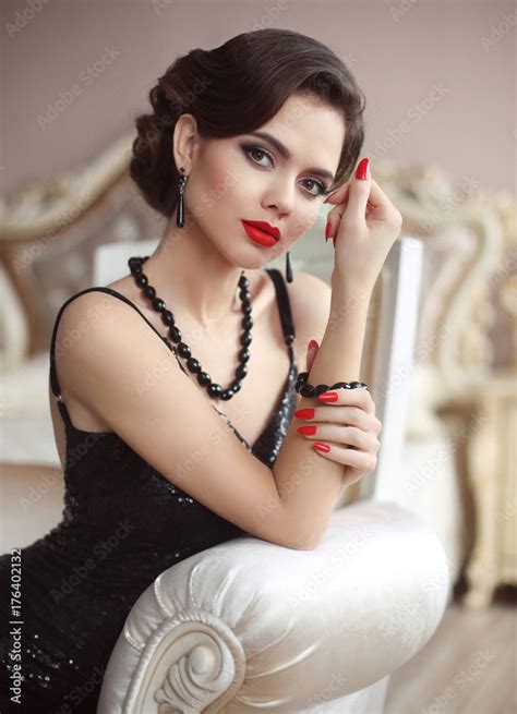 Elegant Lady Beauty Fashion Glamour Girl Portrait Sexy Brunette With Red Lips Makeup Retro
