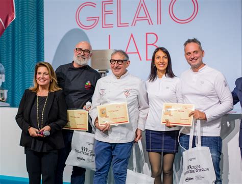 Gambero Rosso Premia Le Migliori Gelaterie Toscane I Cinque Locali Con