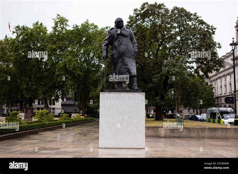 La Statue De Socle Winston Churchill Banque De Photographies Et D