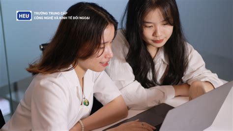 Top C C Ng Nh Ngh Hot D Nh Cho Genz Hi N Nay T I Heu