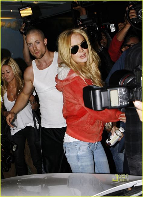 Lindsay Lohan Blonde Hair For A New Start Photo 2453806 Lindsay Lohan Photos Just Jared