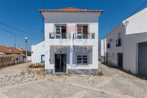 Casa ou moradia à venda no largo 1º de Maio São Francisco Alcochete