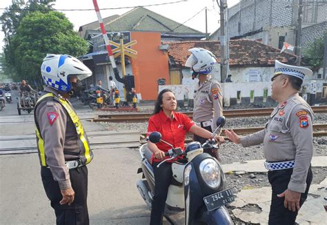 Operasi Keselamatan Semeru Polres Pelabuhan Tanjung Perak