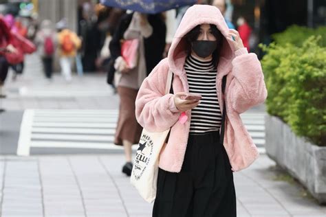 今變天！北台灣濕冷雨區曝 下波冷空氣探14℃